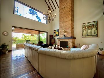 Venta Casa Chalet Holandes Independiente a 8 minutos de Llanogrande