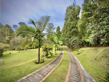 Venta Casa Chalet Holandes Independiente a 8 minutos de Llanogrande