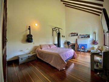 Venta Casa Chalet Holandes Independiente a 8 minutos de Llanogrande