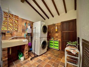 Venta Casa Chalet Holandes Independiente a 8 minutos de Llanogrande