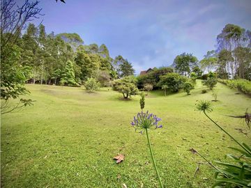 Venta Casa Chalet Holandes Independiente a 8 minutos de Llanogrande