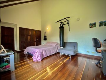 Venta Casa Chalet Holandes Independiente a 8 minutos de Llanogrande