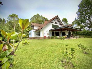 Venta Casa Chalet Holandes Independiente a 8 minutos de Llanogrande
