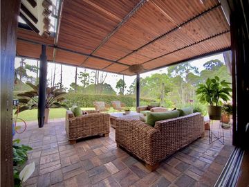 Venta Casa Chalet Holandes Independiente a 8 minutos de Llanogrande