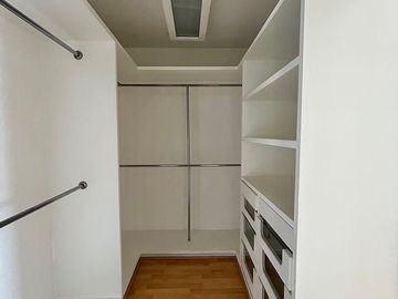 EN RENTA DEPARTAMENTO AMUEBLADO EN  LOMAS DE CHAPULTEPEC