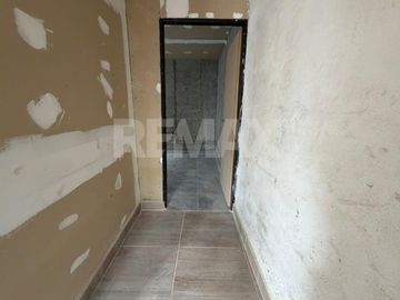 VENTA DE CASA A TERMINAR EN PLOTTIER