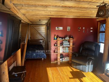 Se Vende Casa de Arquitectura Chilota amplio terreno de 5.000 m² en Llicaldad, Castro