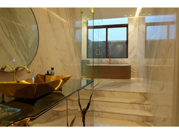 OCEAN REEF ISLAND / 1050M2 / 4 HABITACION/ LUJOSO / LINEA BLANCA