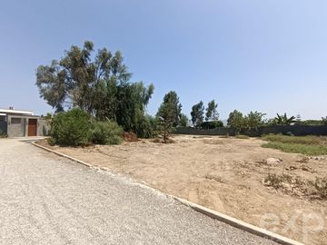 Venta de Terreno Casa de Campo Cañete Lima