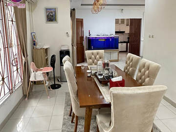 Dijual Rumah Mewah Cantik Semi Furnished SHM Puri Sriwedari Cibubur
