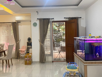 Dijual Rumah Mewah Cantik Semi Furnished SHM Puri Sriwedari Cibubur