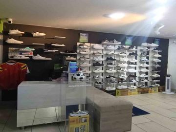 LOCAL EN VENTA EN EL CENTRO/MANIZALES