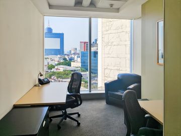 Espacio de oficina en renta para 1 persona en Regus Napoles