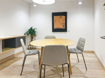 Alquiler de oficina abierta bellamente diseñada para 10 personas en MEXICO CITY, Hamburgo