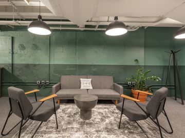 Alquiler de oficinas bellamente diseñadas para 4 personas en MONTERREY, Torre Obispado