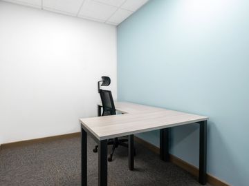 Espacio de oficina en renta para 2 personas en Barranquilla, Green Towers