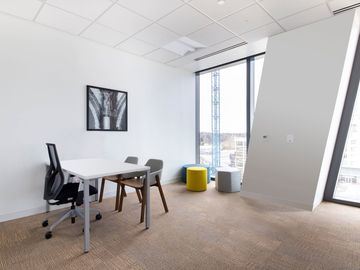 Alquiler de oficinas bellamente diseñadas para 2 personas en Bogota, Usaquén