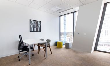 Alquiler de oficinas bellamente diseñadas para 2 personas en Bogota, Usaquén