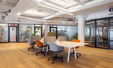 Únete a un entorno de coworking colaborativo en Bogota, Plaza Claro
