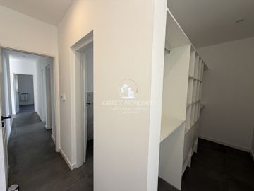 OPORTUNIDAD. Casa en venta de 4 ambientes. Barrio San Ramón. Pilar del Este