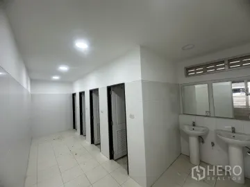 For rent Factory 2600 sqm in Bang Pla, Bang Phli, Samut Prakan