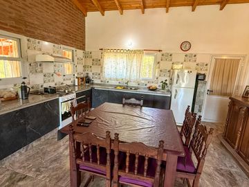 CASA EN VENTA EN TANTI, A POCOS KM DE VILLA CARLOS PAZ