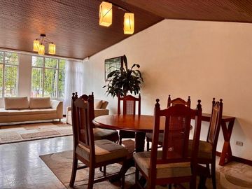 Casa en venta de 3 habitaciones en Bogotá, Normandía.