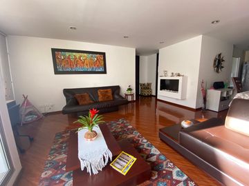 Apartamento en venta de 2 habitaciones con balcón en Bogotá, Las Villas.
