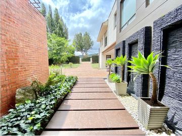 Casa en venta de 5 habitaciones en Chía, Chía.