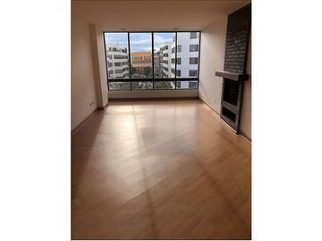 Apartamento en venta de 3 habitaciones en Bogotá, Santa Bárbara.