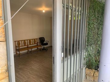 Casa en venta de 6 habitaciones en Bogotá, Chapinero Alto.