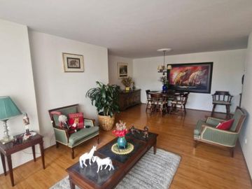 Apartamento en venta de 3 habitaciones en Bogotá, Lisboa.