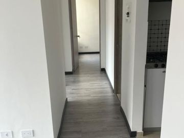 Apartamento en venta de 3 habitaciones en La Calera, Los Cerritos.