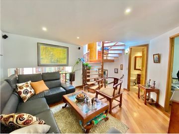 Casa en venta de 4 habitaciones con balcón en Bogotá, La Calleja.