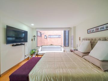 Apartamento en venta de 3 habitaciones en Bogotá, Chicó Norte III.