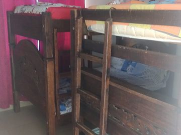 Casa lote en venta de 265m² con patio en Melgar, Chimbi.