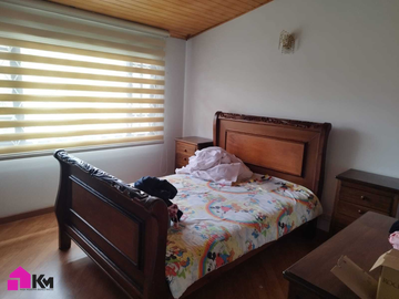Casa en venta de 3 habitaciones con jardín en Bogotá, Batán.