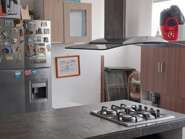 Apartamento en venta de 3 habitaciones con terraza en Bogotá, La Castellana.