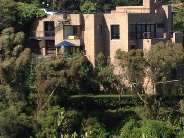 Casa lote en venta de 321m² con terraza en Chía, Sindamanoy.