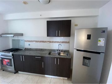 ALQUILER APARTAMENTO CARRASQUILLA