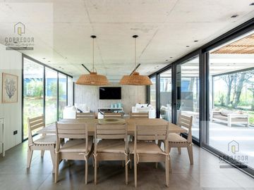 Casa en  Venta, BARRIO COSTA ESMERALDA, GOLF, LOTE AL 300
