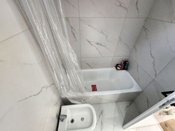 2 dorm. a estrenar | 64 m² | Cochera cubierta | Losa radiante | Balcón