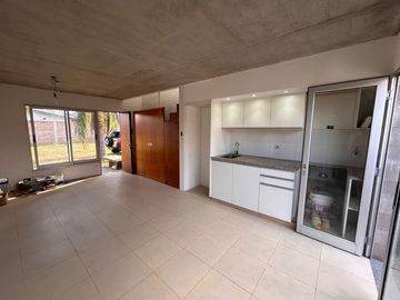 Venta Hermoso Dúplex de 1 dormitorio a Estrenar en el barrio Tierra Nueva de Fisherton con cochera