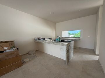 CASA EN VENTA DE UN PISO EN PRIVADA EN DZITYA, MERIDA YUCATAN CON AMENIDADES