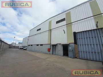 Alquiler Galpon 1.080 m2 en Complejo de depositos con seguridad - Pacheco - 2 modulos disponibles