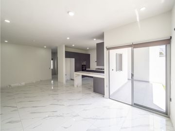 Casa en Renta Thessalia atras del  Christus Muguerza sur  Monterrey