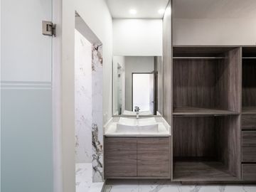 Casa en Renta Thessalia atras del  Christus Muguerza sur  Monterrey
