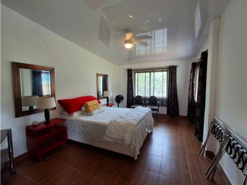 Se vende hermosa casa en Altos de Cerro Azul