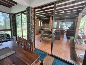 Se vende hermosa casa en Altos de Cerro Azul