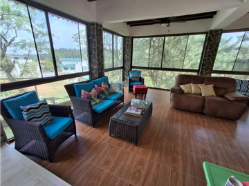 Se vende hermosa casa en Altos de Cerro Azul